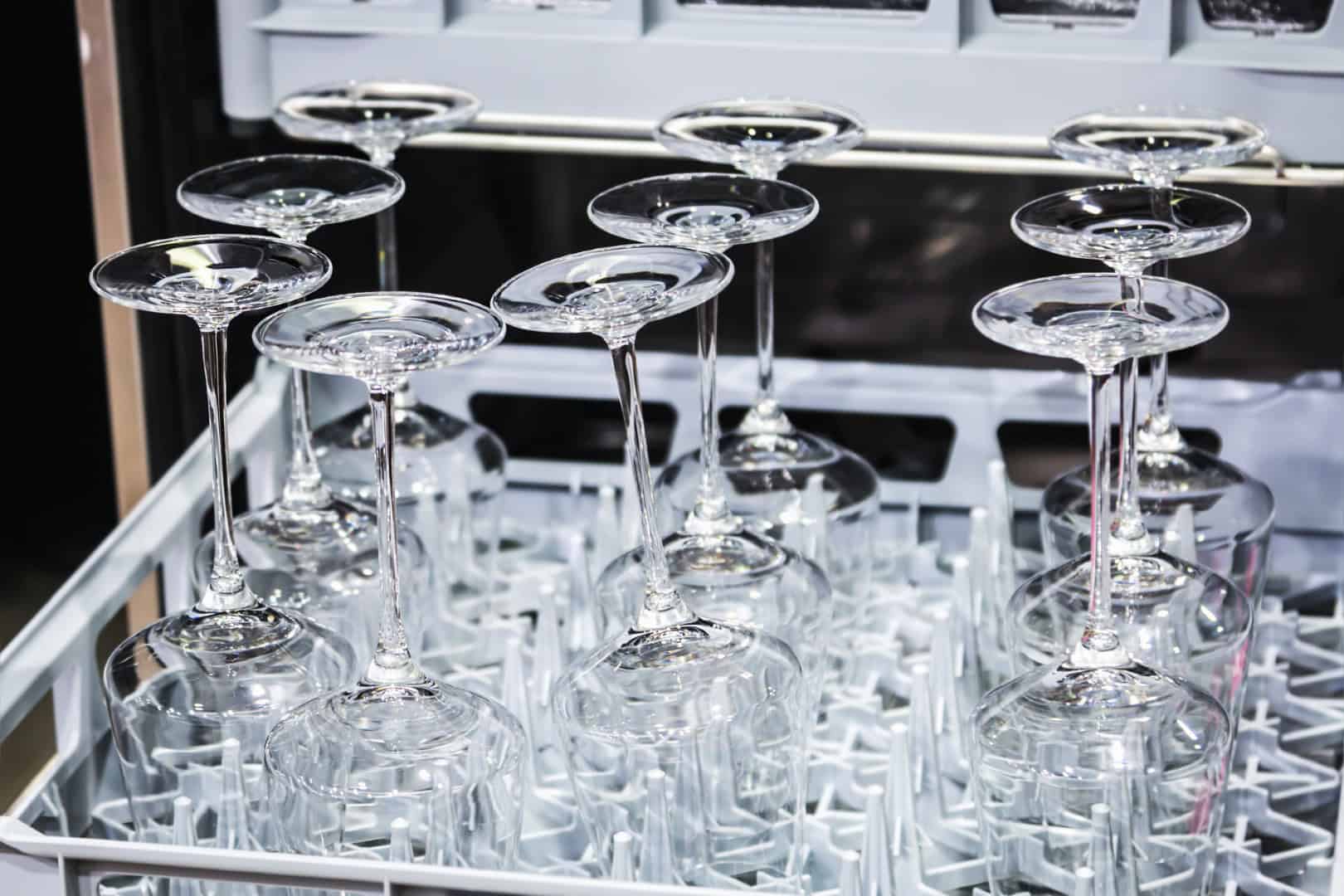 wine glasses made of glass in the dishwasher